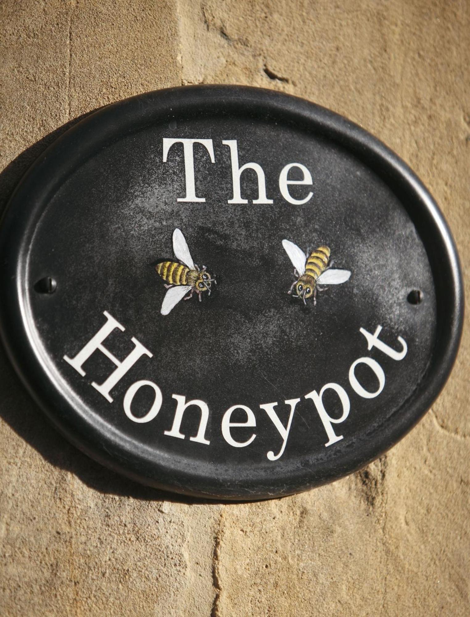 Вилла The Honeypot Чиппинг-Кампден Экстерьер фото